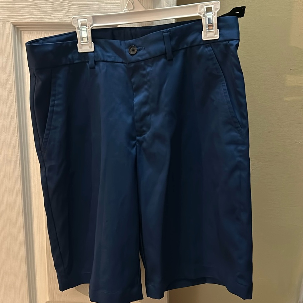 Slazenger Boys size L. Golf shorts. Never worn. Navy blue.